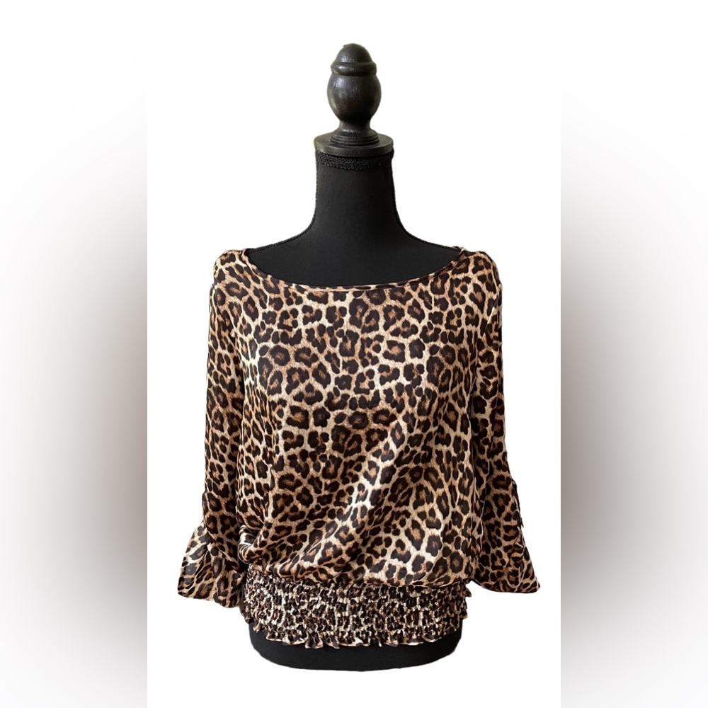 Michael Kors: Leopard Print Silky Shirt with an Elastic Waistband